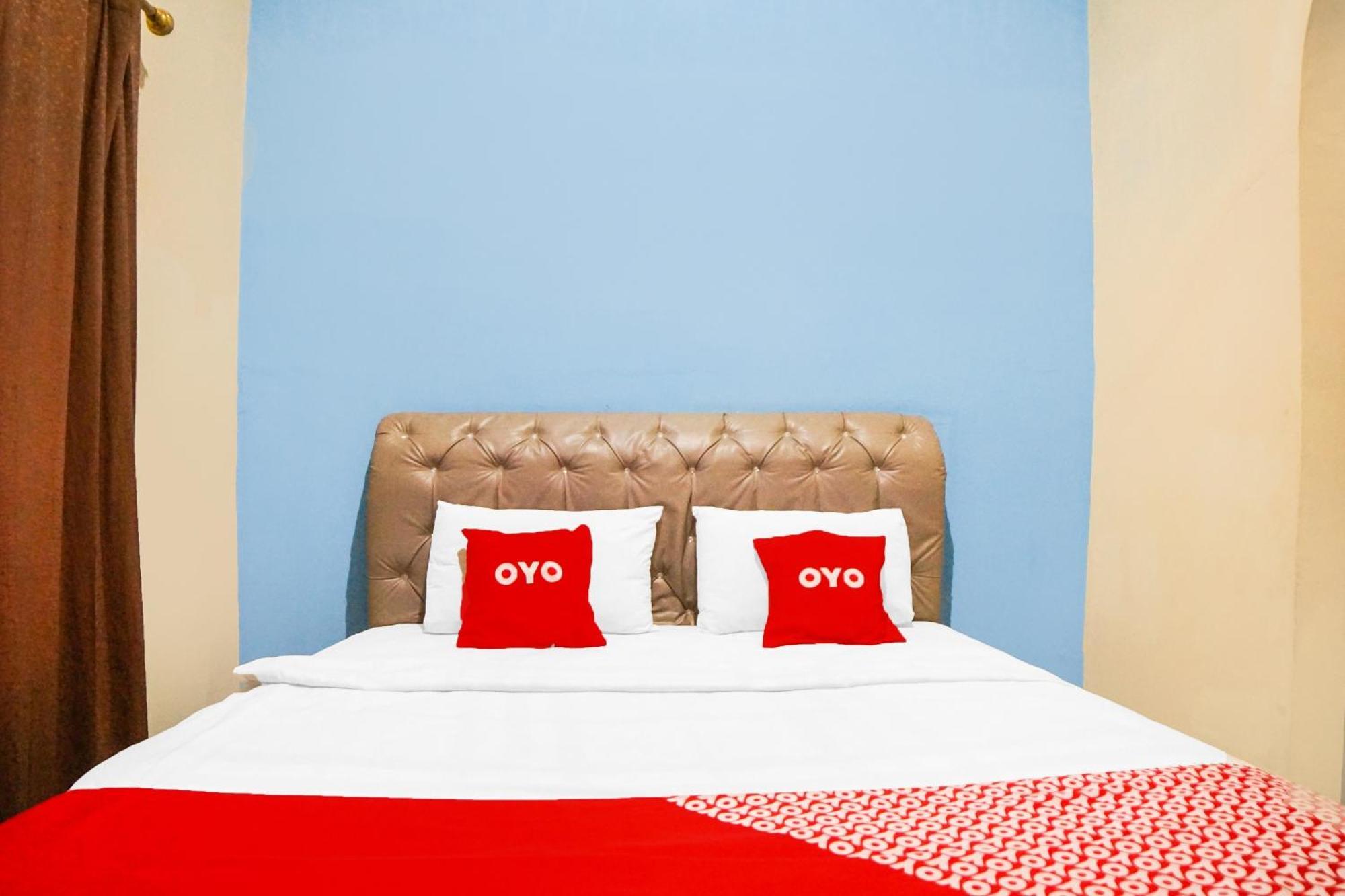 Oyo 92076 Sky Residence Cengkeh Medan Exterior foto
